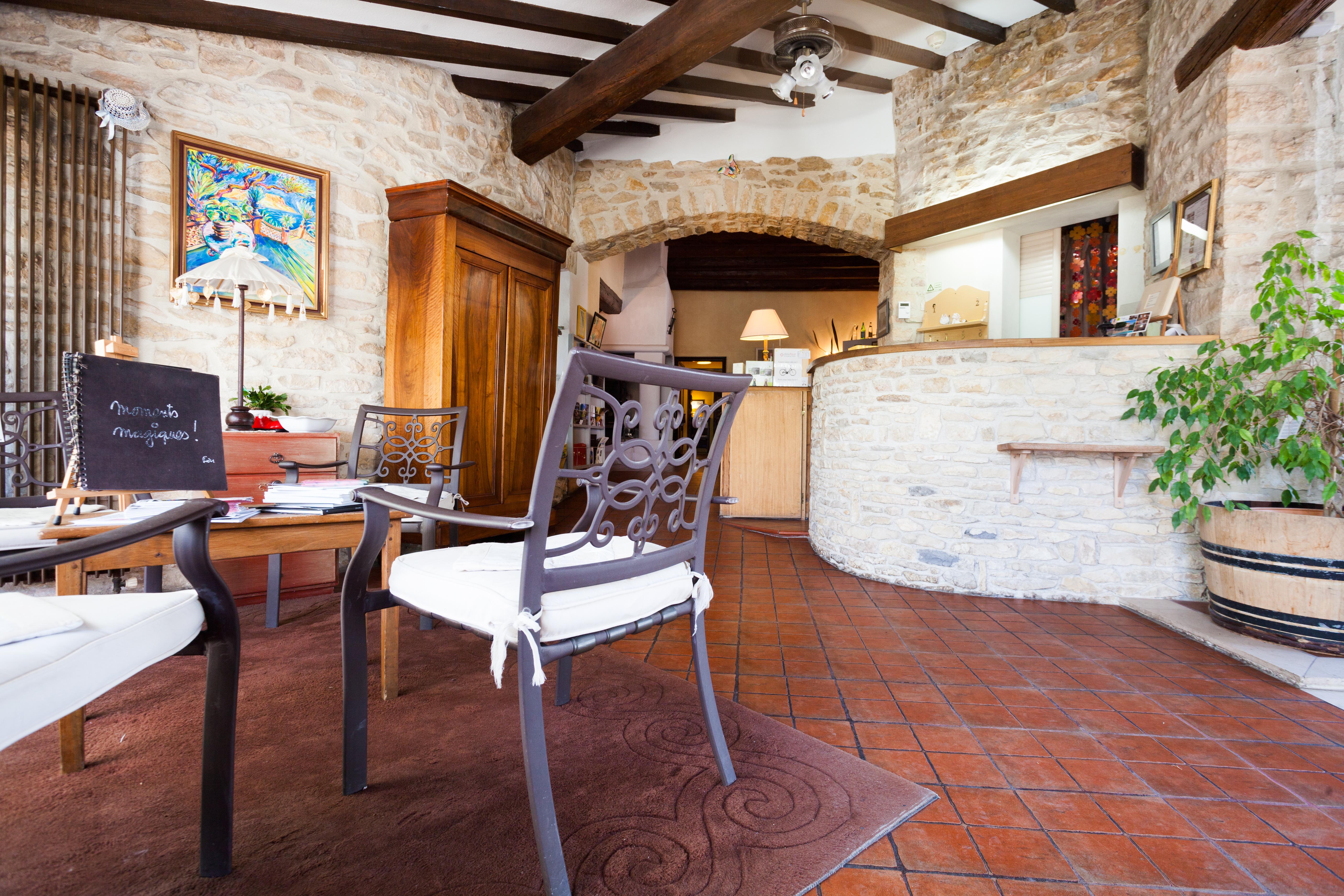 Logis Auberge De Tavel Exterior foto