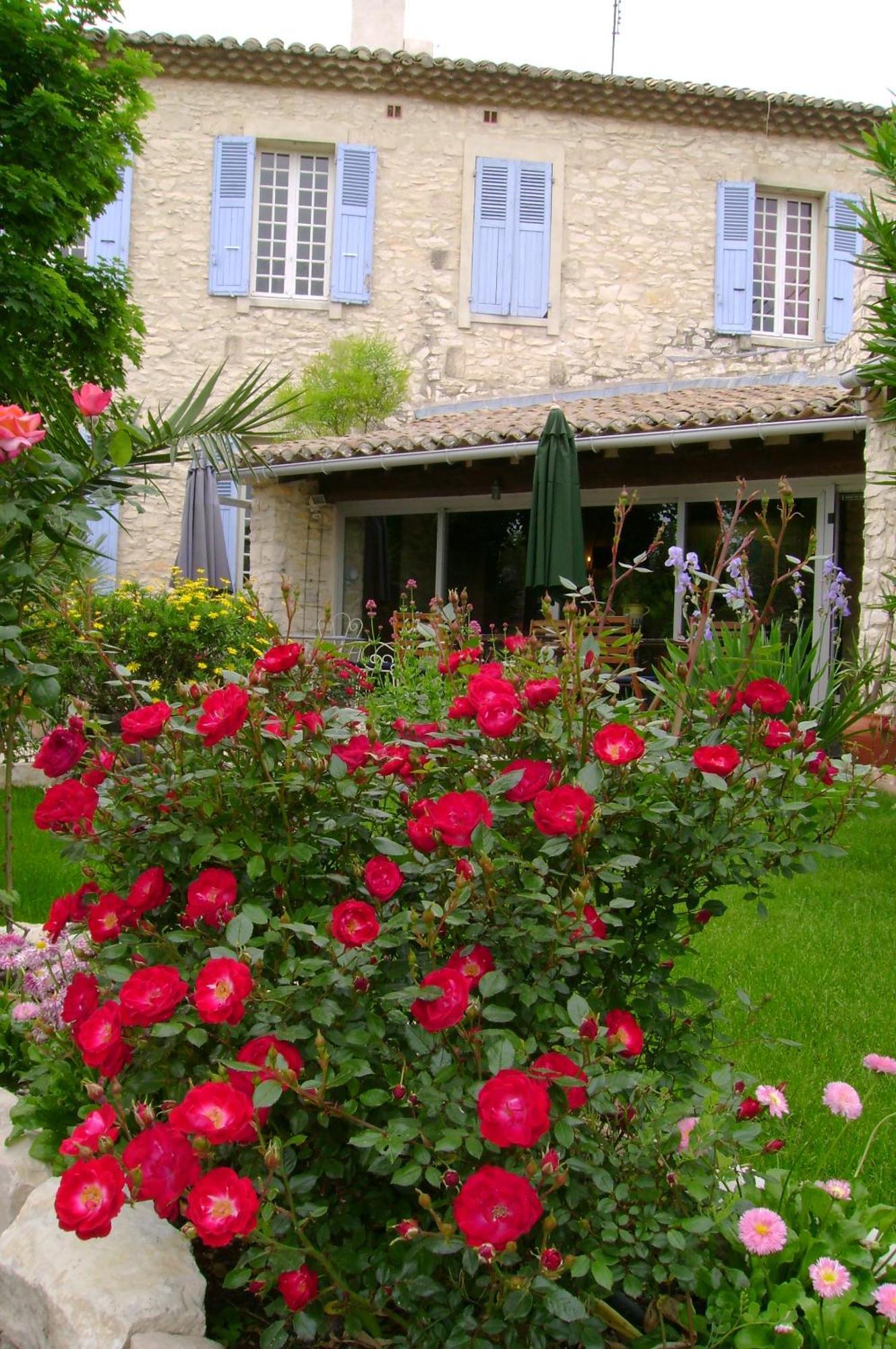 Logis Auberge De Tavel Exterior foto